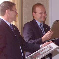 Jo Hrter und Christoph Wterich bei ihrer Ernennung zu DHB-Ehrenmitgliedern